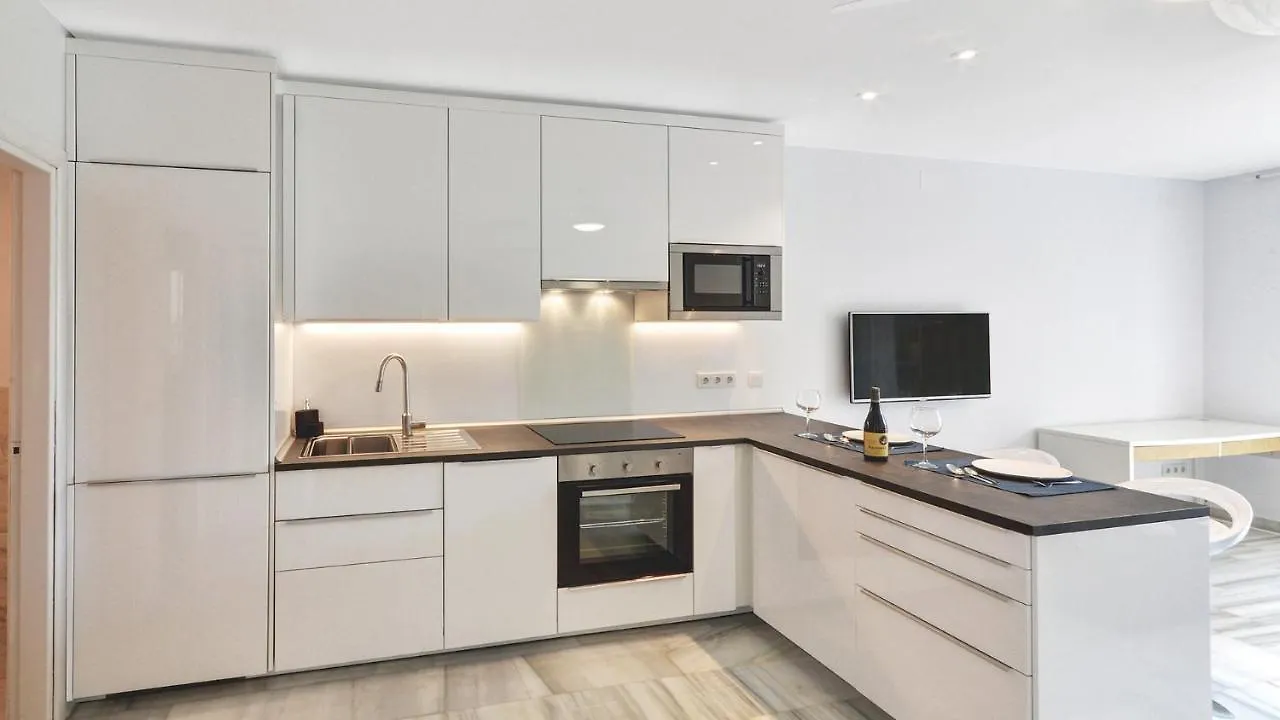 Lovely Frontline Beach Apartment Sitio de Calahonda 스페인